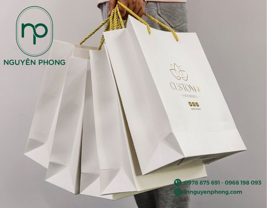 Mẫu túi giấy ép kim in rõ nét